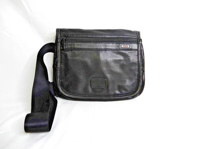 Tumi Alpha 092105DH SMALL FLAP CROSSBODY Black
