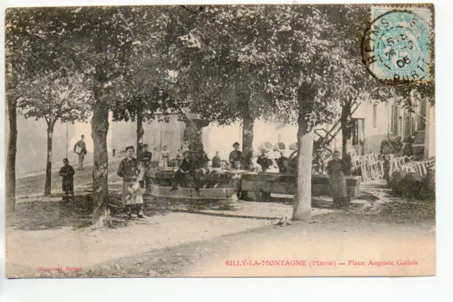 RILLY LA MONTAGNE - Marne - CPA 51 - Place A. Gallois - Paniers de champagne