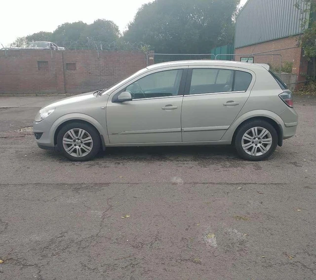 2007 Vauxhall Astra 5 Porte Accensione A Benzina 1,6 L, Serratura Sterzo E Chiave