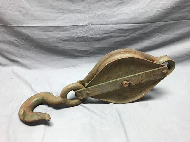 1 Antique Cast Iron Steel Industrial Pulley Wheel Hook Steampunk VTG Old 545-23B