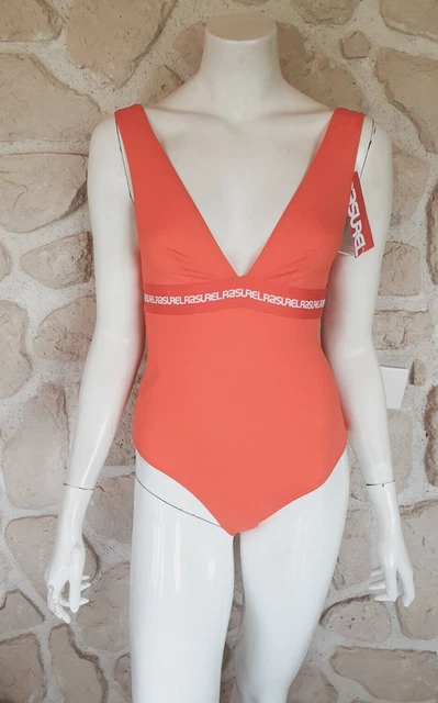 Maillot de bain femme 2 pièces forme corbeille vert