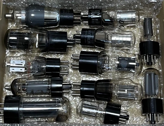 6D221 Ch= 5639 Radio Zenith Radio Corp.; Chicago, IL, Build