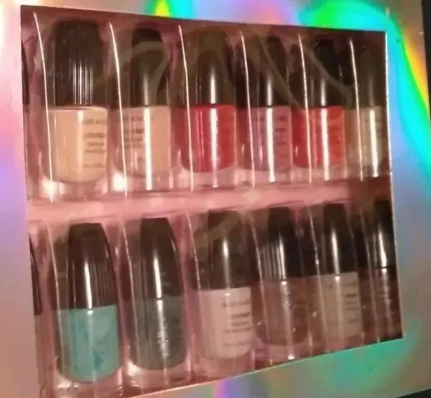 Wet n Wild Glam Wonderland Nail Polish Gift Set of 14 Bottles Colors Variety