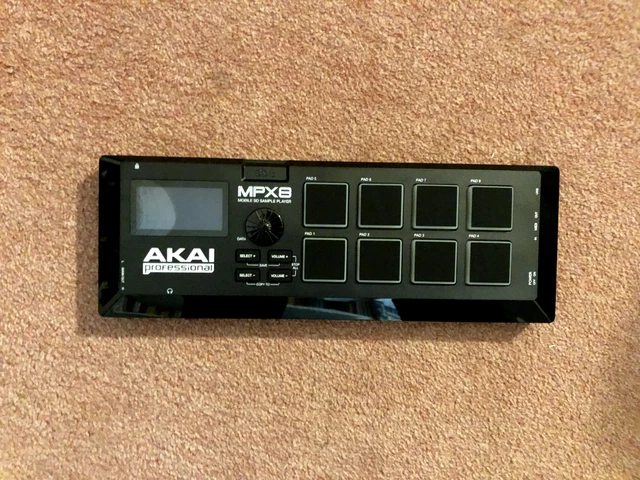 Akai MPX8 SD Sampler & MIDI Controller