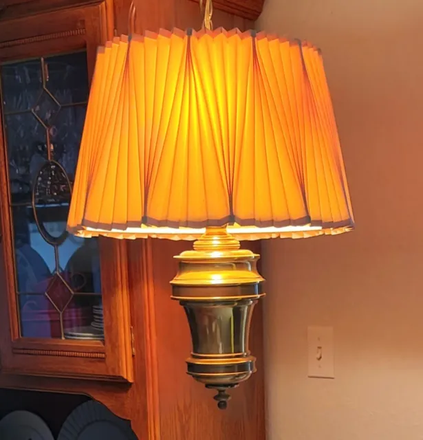 MCM Vintage Stiffel Hanging Swag Brass Light Lamp Hollywood Regency