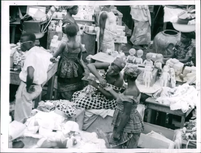 1960 Accra Trade Center Merchandise Dishpan Wares Ghana Africa Women 7X9 Photo