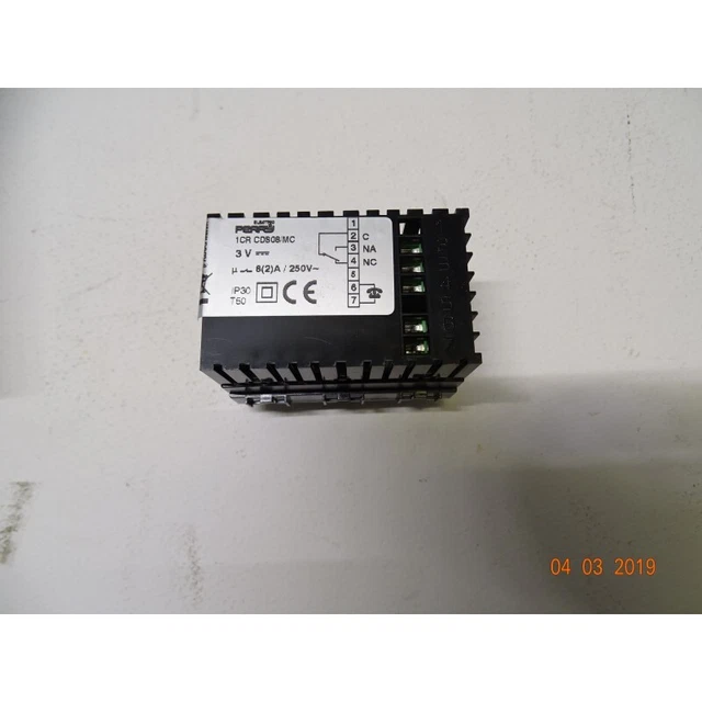 Thermostat Programmable Numérique Hebdomadaire À Encastré Perry 1CR CDS08 / Mc ( 2