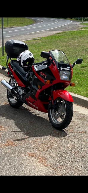 *** Kawasaki Gpx750R 1989 Sports Tourer ***