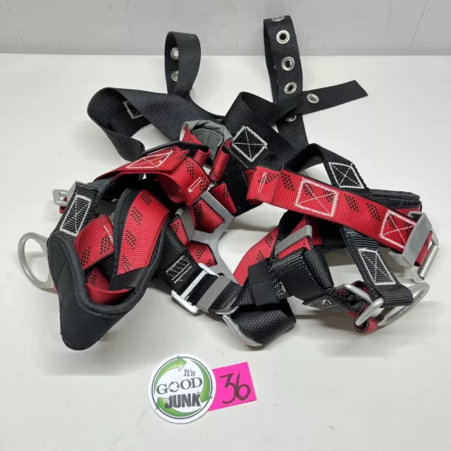 MSA 10054402 TechnaCurv Full Body Construction Harness