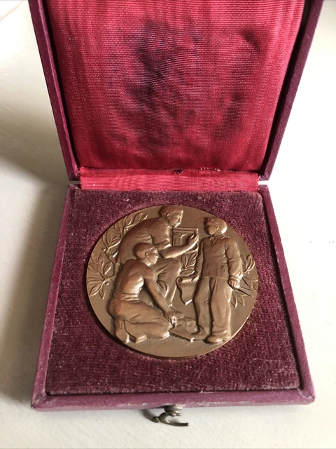 USA) Médaille EX. LABORE. GLORIA PRO PATRIA