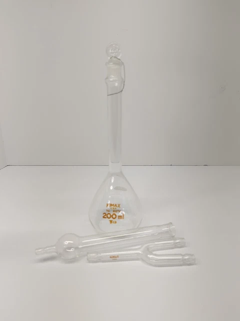 Kimax 200 ml Glass Volumetric Flask with Stopper and 2 Tubes