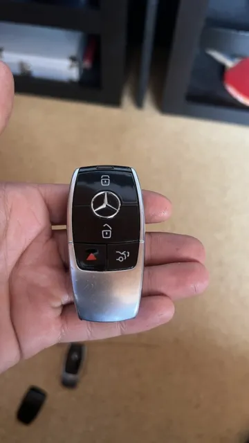 Mercedes Benz Fernbedienung Schlüssel А2139053207