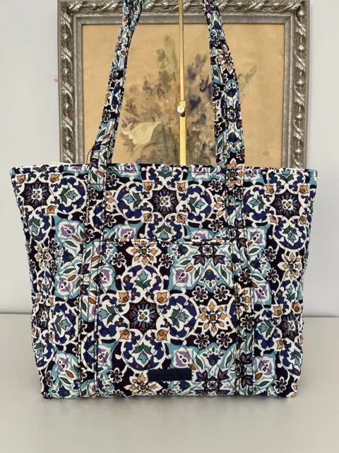 NWT Vera Bradley Small Vera Tote Bag In Cotton Lisbon Medallion Cool