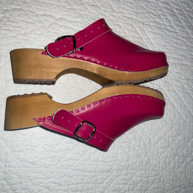 vintage clogs size 9 39 M leather hot pink Barbie wood wooden heel