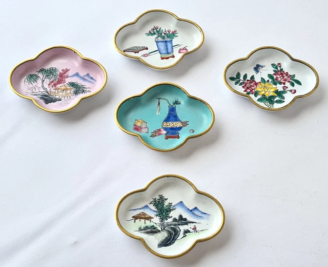 1. From 5. Quatrefoil Cloisonne Bowl Japan Um 1900 P258