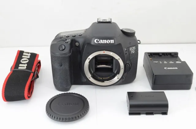 Canon EOS 7D 18.0MP Digital SLR Camera Black Body Only #240115g