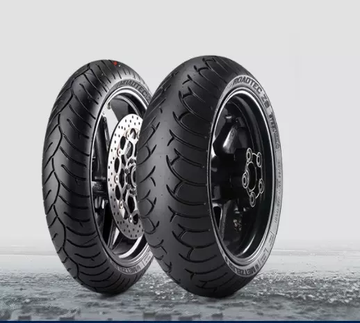 Metzeler ROADTEC Z6 120/70 ZR 17 + 180/55 ZR 17 Motorradreifensatz