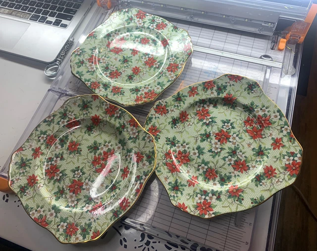 Gorgeous 1995 ROYAL WINTON GRIMWADES Christmas Floral Chintz Square Plate 3pcs