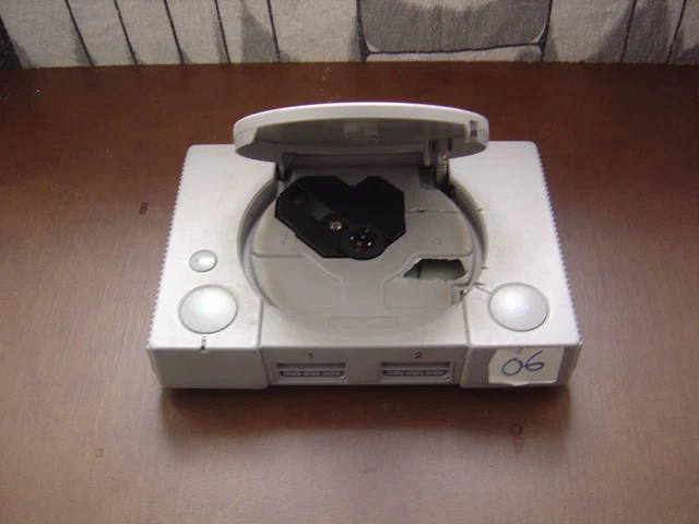 2 Manettes PlayStation 1 (PS1) En Panne - Dont Une Officielle SCPH-1200, Pour Pièces