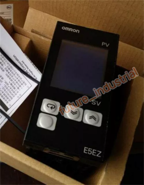 New In Box Omron E5EZ-R3 Temperature Controller E5EZR3