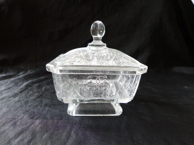 Sucrier Ancien En Verre Moulé – État Parfait, Vintage