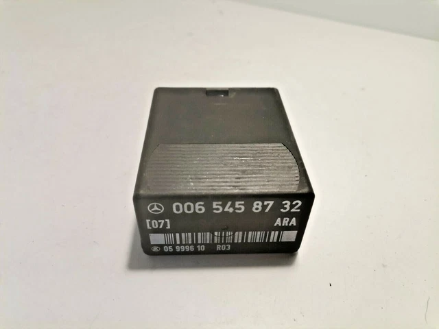 Fuel pump Relay for Mercedes Benz W124 W126 W201 190E