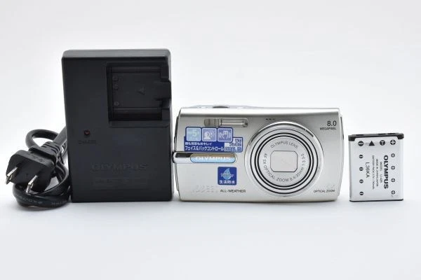 OLYMPUS Μ 830 Compact Digital Camera, Excellent Condition