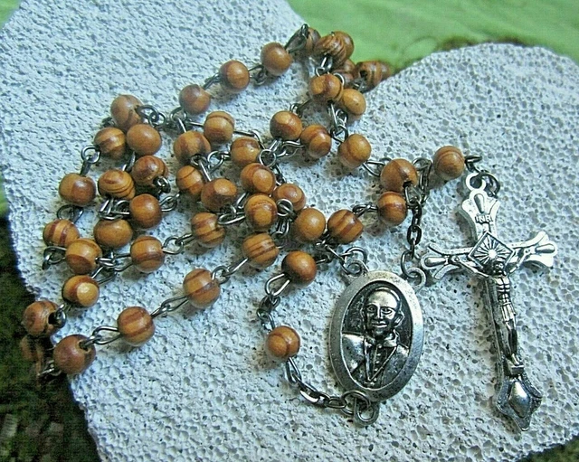 alter  rosenkranz fein gemaserte holzperlen gotisches kreuz papst piusXII?