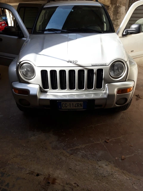Jeep Cherokee 3.7 v Jeep Cherokee 3.7 v