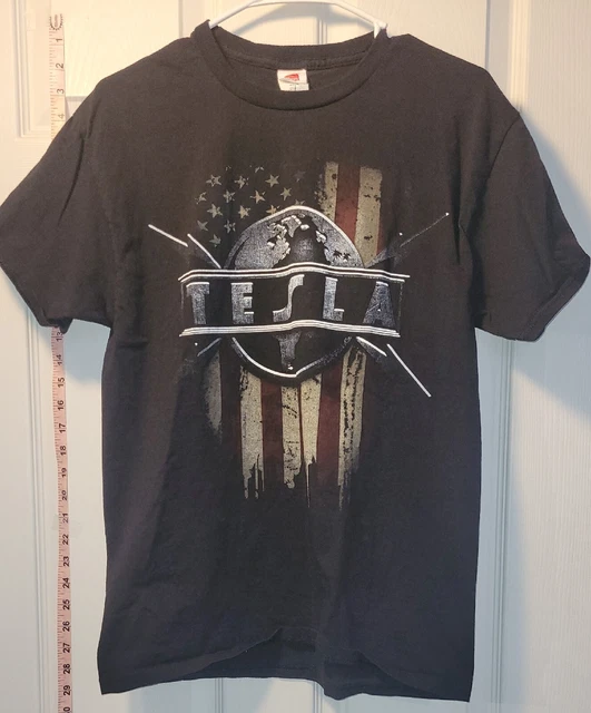 🎸Tesla Tour 2021 Let's Get Real T-Shirt Size M  🎹🎹🎹🎹🎹🎹🥁🥁🥁