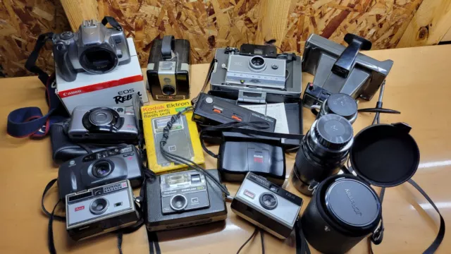 Mixed Lot Cameras & Lenses Kodak Canon Polaroid UNTESTED PARTS REPAIR ONLY