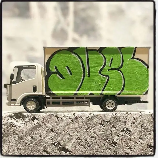 DUEL Graffiti TRUCK TOY In BOX Street Art FUTURA2000/DAZE/TAKI/TKID/RD357/GHOST