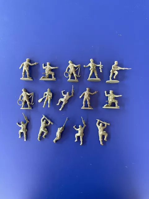 Matchbox Toy Soldiers British Commandos 1/32 scale