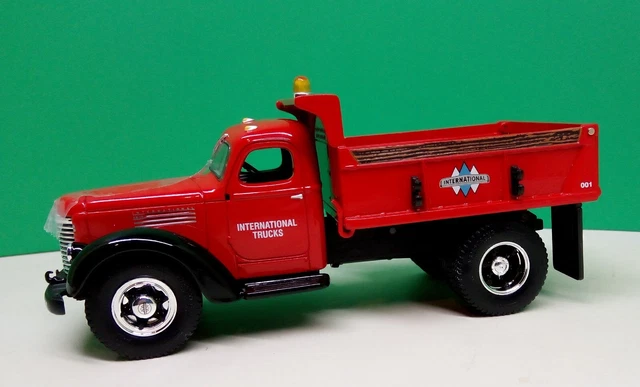 Miniature First Gear - Dépanneuse International KB-10 - Échelle 1:34 - Moulé Sous Pression - #19-3023