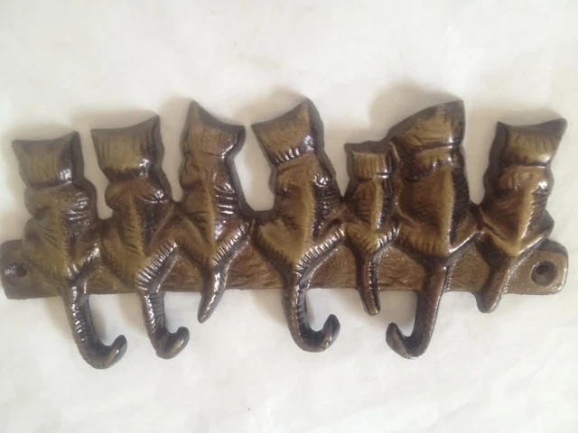 Vintage Solid Brass 4 Cat Key Hooks & 7 Cats