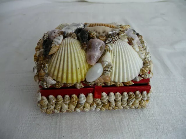 Rare** Antique SHELL BOX under cover seascape 3