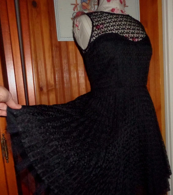 ROBE SINEQUANONE 40 tout en dentelle noire MAGNIFIQUE f tes