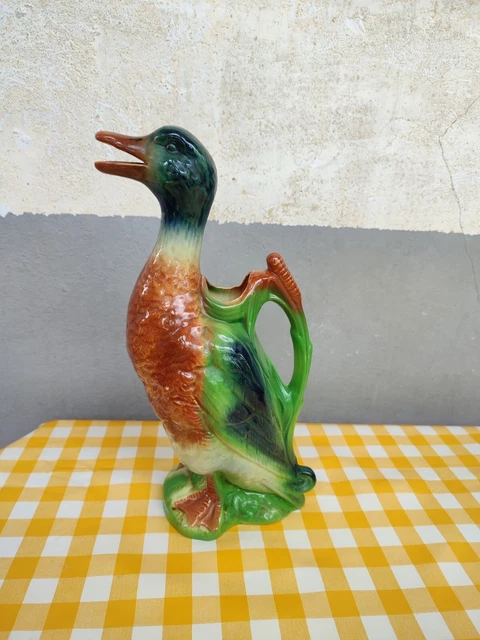 Pichet à canard en céramique peinte Barbotine du début du 20e siècle - En vente sur France
