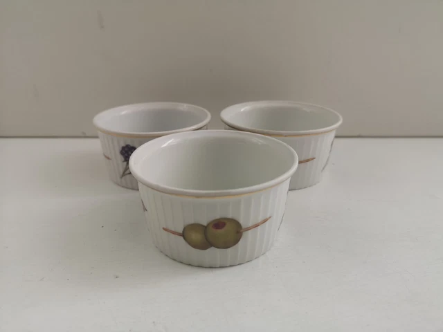 3 x Royal Worcester Evesham Ramekin / piatti soffiati