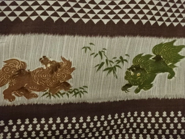 6517351: JAPANESE KIMONO / ANTIQUE MENS HAORI / TSUMUGI / LION (lining)
