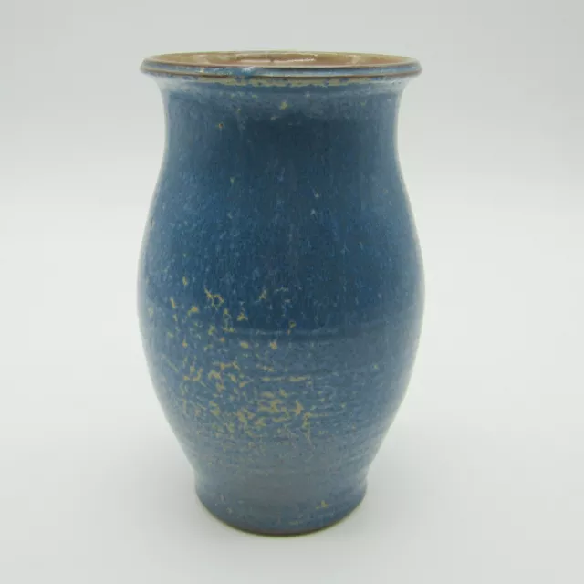 Vase en grès à décor de cristallisations bleues, signature à identifier