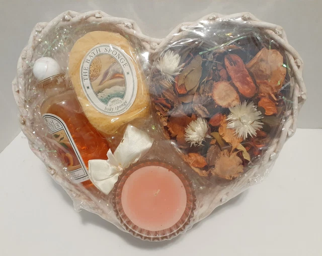 SARAH MICHAELS POTPOURRI Heart Basket Sponge Candle Sachet Bath