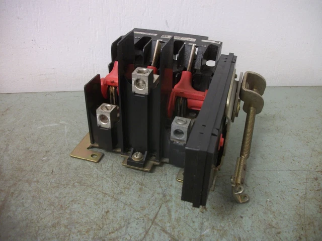 Square D Disconnect Switch 9422Ten10 100Amp 600Volt 3Pole