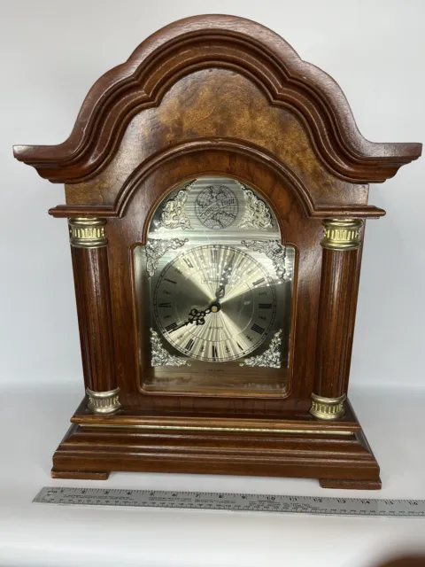 Vintage Westminster Chime Quartz Mantle Clock Tempus Fugit - WORKS!