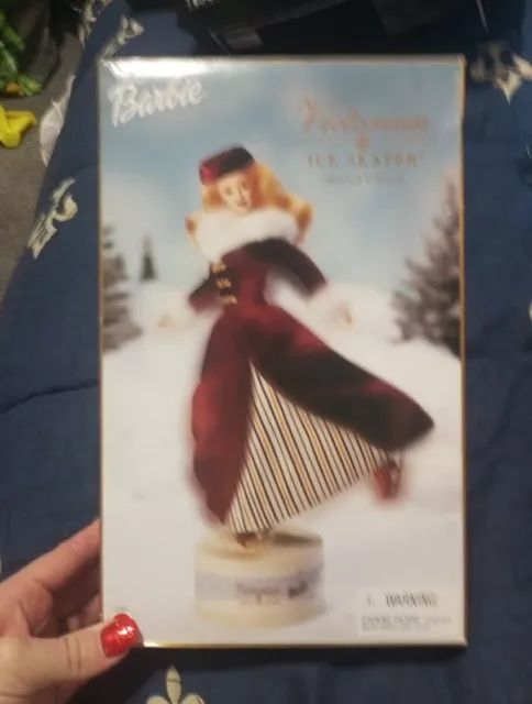 Barbie Doll BOXED 2000 Playline Collector Avon MUSICAL VICTORIAN ICE SKATER