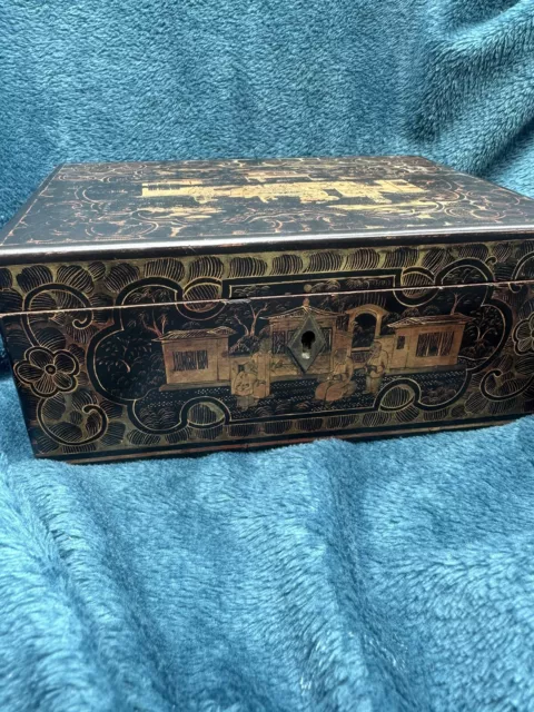 19th century gilded lacquered Japanese Box Oriental / Chinese