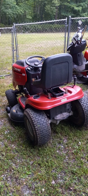 2017 Troybilt Riding Mower 42" Cut 546Cc 19.5 Hp