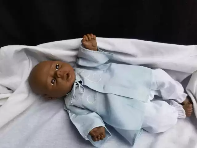 Scioto 646 Newborn Porcelain Life Like Baby Doll 18 Boy Jeff With Clothes.