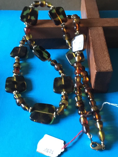 Collier vintage en perles transparentes à facettes graduées en résine ou en plastique - Canada