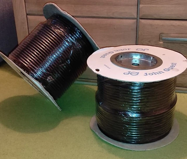 2 Rollen-3/8" John Guest Schlauchmaterial LLDPE (schwarz)   PI Serie, 260m